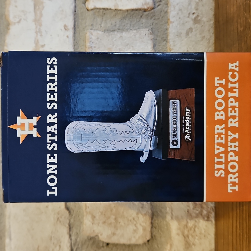 MLB TEXAS ⚾️ Lone Star Series Silver Boot Trophy Replica - NIB
